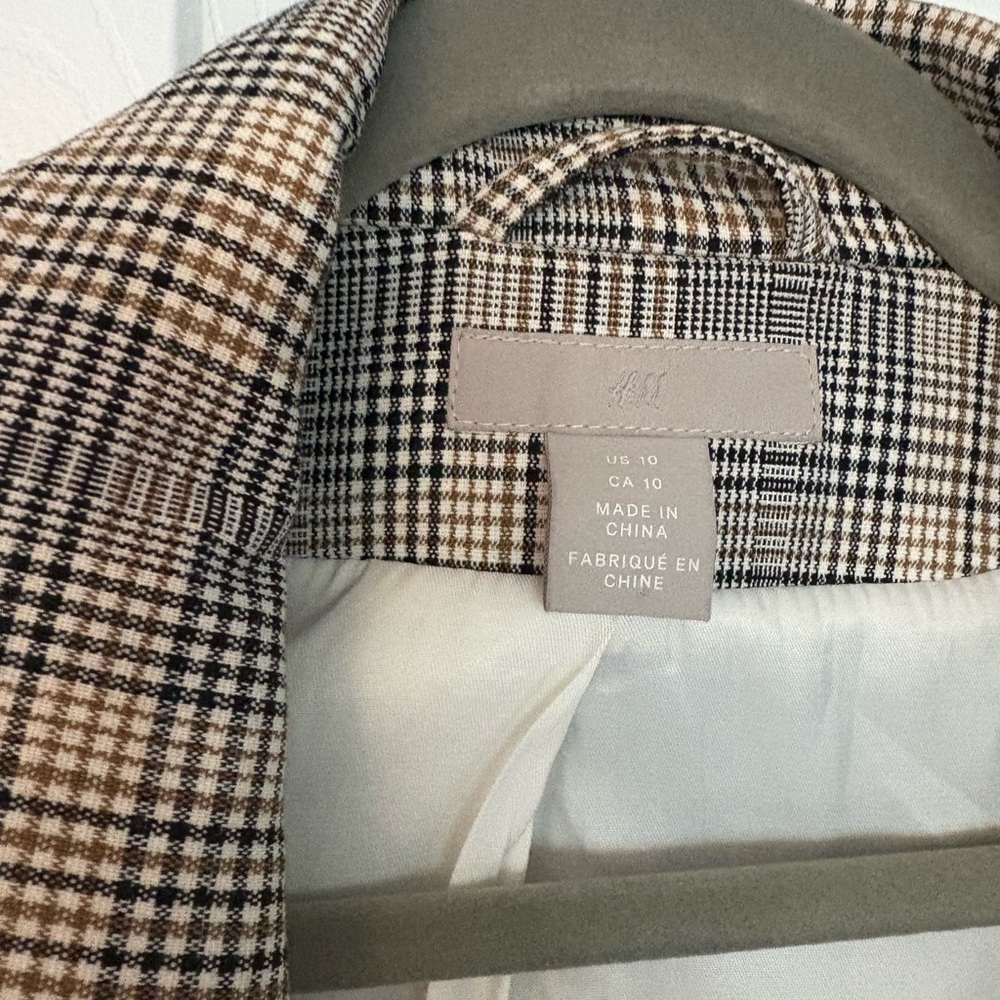 H&M Checkered Jacket in Brown and Black